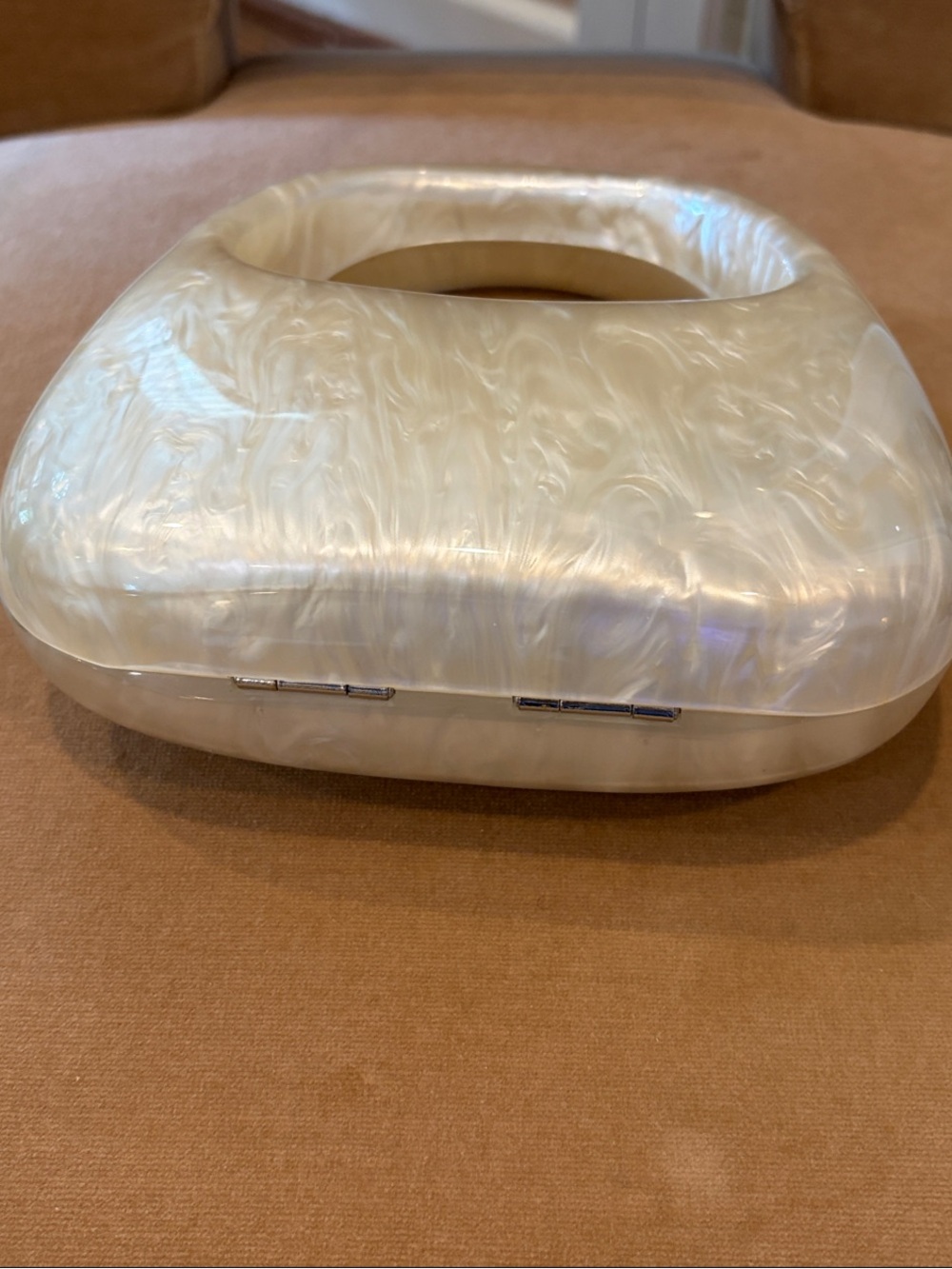Pearlescent White acrylic Top-Handle Clutch Bag - Picture 3 of 6